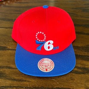 Philadelphia 76ers snap back hat